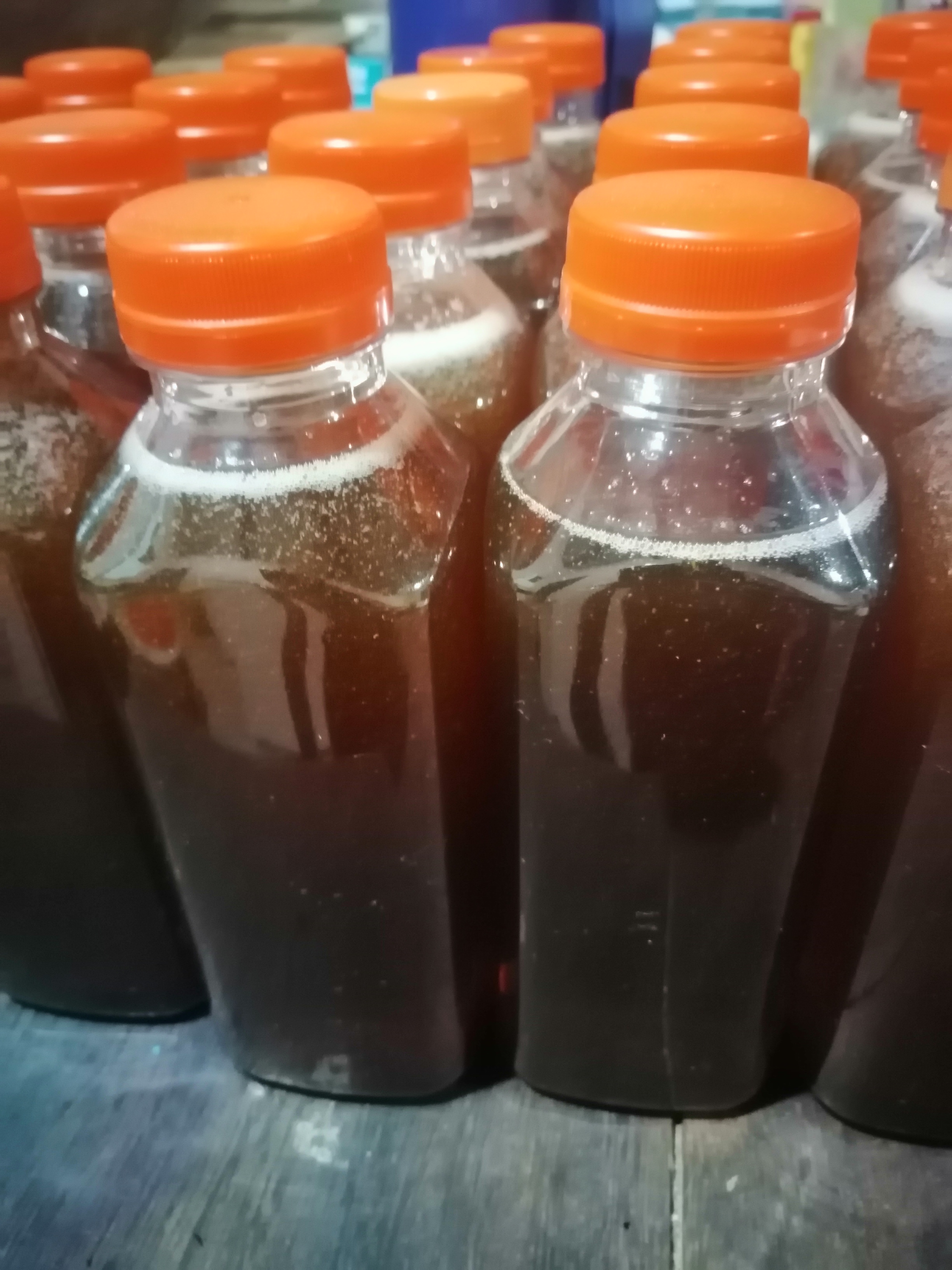 Mel de Abelha , aproveitem para comprar já vendi quase o estoque todo.